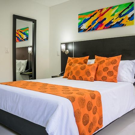 Hotel Montes De La Castellana อาร์เมเนีย ภายนอก รูปภาพ