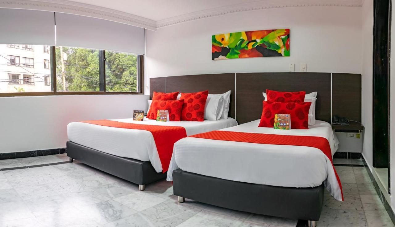 Hotel Montes De La Castellana อาร์เมเนีย ภายนอก รูปภาพ