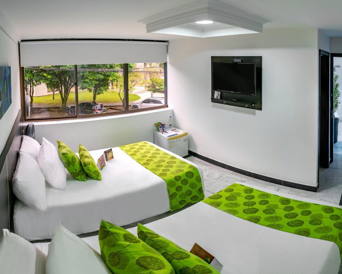 Hotel Montes De La Castellana อาร์เมเนีย ภายนอก รูปภาพ