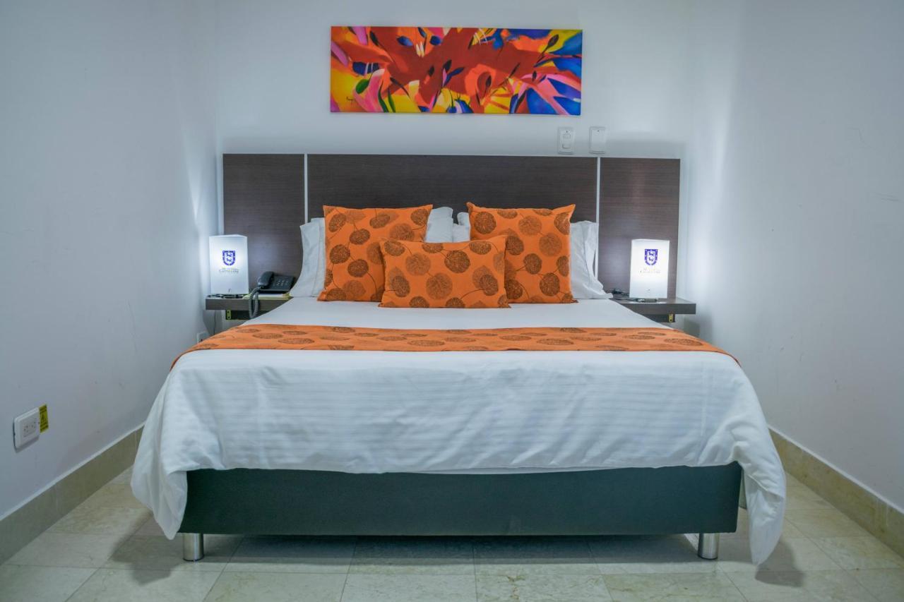 Hotel Montes De La Castellana อาร์เมเนีย ภายนอก รูปภาพ