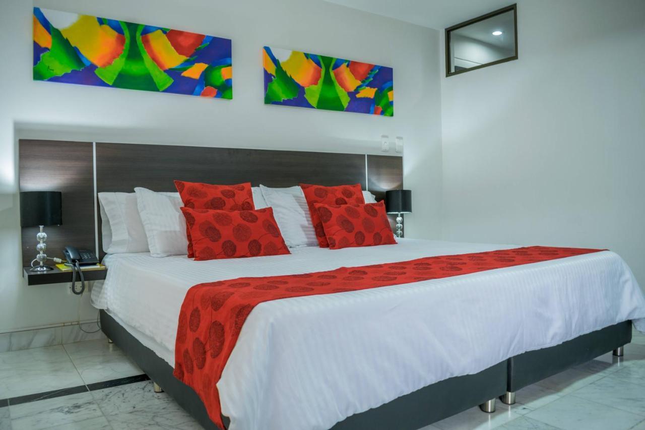 Hotel Montes De La Castellana อาร์เมเนีย ภายนอก รูปภาพ
