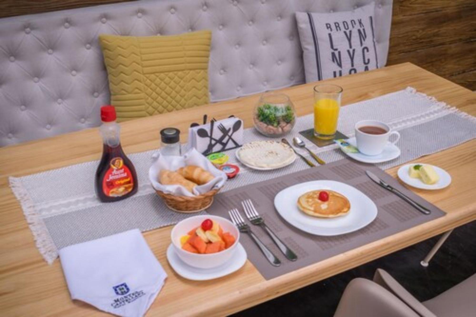 Hotel Montes De La Castellana อาร์เมเนีย ภายนอก รูปภาพ
