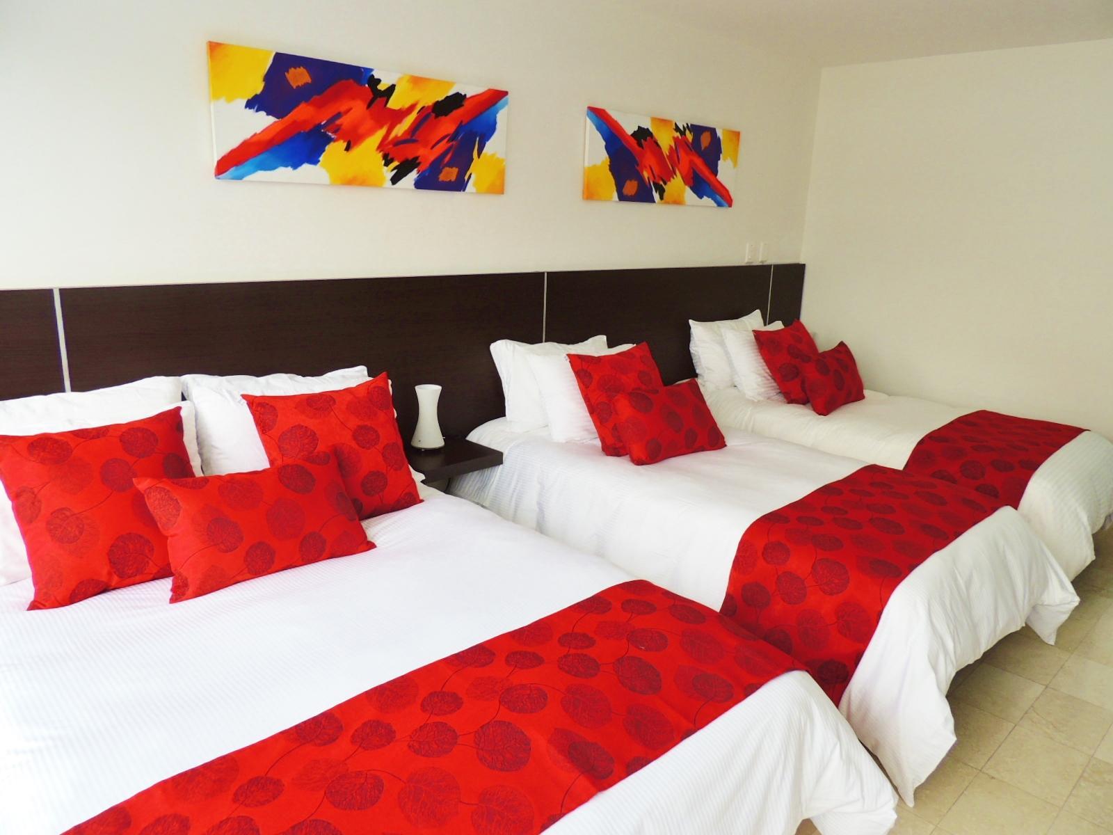 Hotel Montes De La Castellana อาร์เมเนีย ภายนอก รูปภาพ
