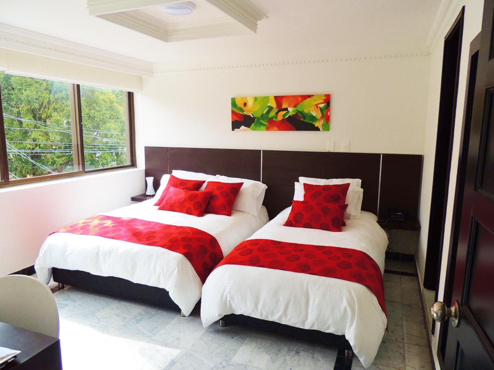 Hotel Montes De La Castellana อาร์เมเนีย ภายนอก รูปภาพ